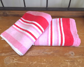 2 Vintage Hand Towels Terrycloth 1960's by Cannon
