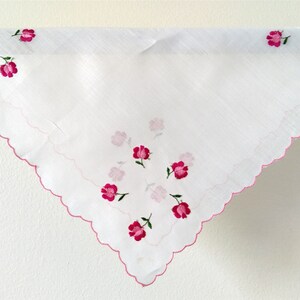 Vintage Hankie Embroidered PINK ROSES Handkerchief