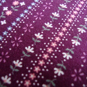 Vintage Calico Fabric Daisies on Pink Distressed 44 x 37 Weilwood Fabric 1978