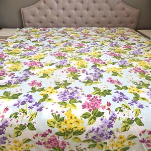 Vintage FULL Flat Sheet BRIGHT FLORALS by Springmaid Marvelaire