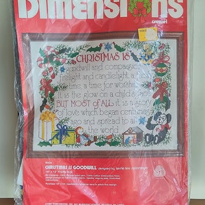 Vintage Dimensions Christmas Crewel Embroidery Christmas 16 x 12