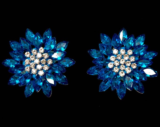 Elegant Blue Floral Rhinestone Beads