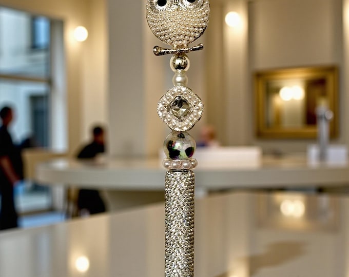 Pearl Encrusted Silver Owl Rhinestone Stylus/Pen: Elegant Writing Instrument