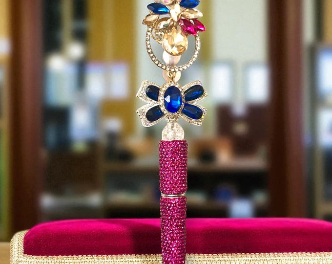 Jeweled Rhinestone Pen: Elegant Desk Accessory