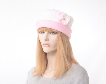 Fleece Hat – Soft White Winter Cap with Pink Cuff & Flower, Warm Cozy Pullover Beanie Style, Cute Comfort Hats