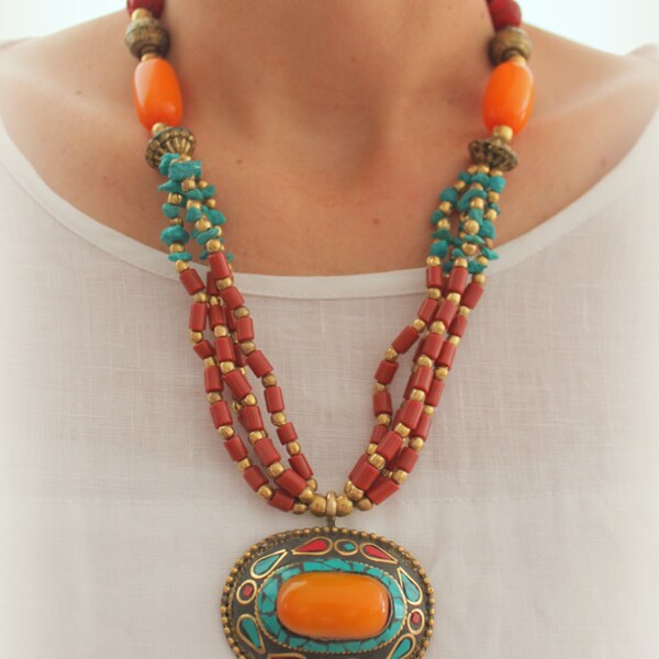Antique Tibet Nepal Oval pendant Necklace Vintage look Bohemian Resin Amber beads Red coral Greenish blue Turquoise and brass necklace