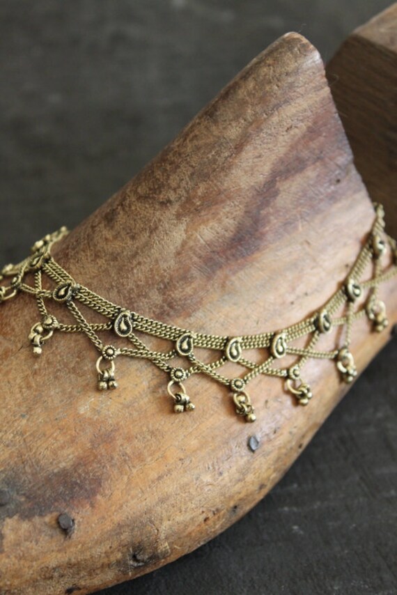 Brass anklets Tiny drops Indian Gypsy Dancer Anklets Boho Anklet Beach wedding foot jewelry Vintage Style Brass Plated Jingle Anklet