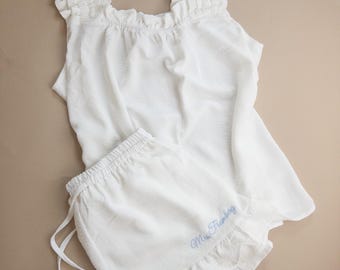 Embroidered White Mrs Pajama Set, Custom Bride Getting Ready Ruffled Pj's, Bachelorette Pajamas