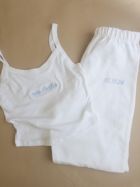 Custom Mrs. Embroidered Tank and Sweatpants Set with Wedding Date, Bride Getting Ready Outfit, Bridal lounge wear, Honeymoon Outfit