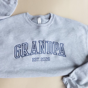 Embroidered Custom Sweatshirt Grandpa, Personalized Grandparent Sweatshirt, Embroidered Papa Sweatshirt, Father&#39;s Day Gift for Grandpa