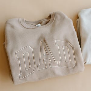 New Dad Gift for Him with Kids Names on Sleeve, Custom Embroidered Matching Mom Dad Sweatshirts for Pregnancy Reveal, Custom Dad to Be Gift