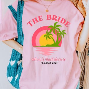 Personalize Bachelorette T-shirt, The Bride&#39;s Florida Tee, Customizable Beach Wedding Bridal Top, Wedding Party Gift Sunset ocean Palm trees