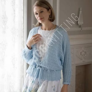 トップス LACY CAMI AND CARDIGAN Chic at Every Age: Cozy Cardigan with Lace Cami + Hotel ZaZa Spa Day -