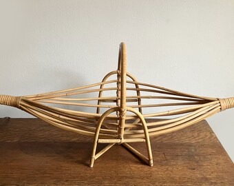 large mid century modern footed boat shaped rattan and bamboo basket with handle Italy