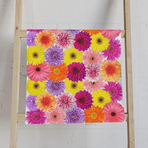 Colorful Floral Hand Towel | Vibrant Kitchen Towel | VRBO Hand Towel | Boho Home Decor | Gift for Flower Lovers | Summer Kitchen Accessories