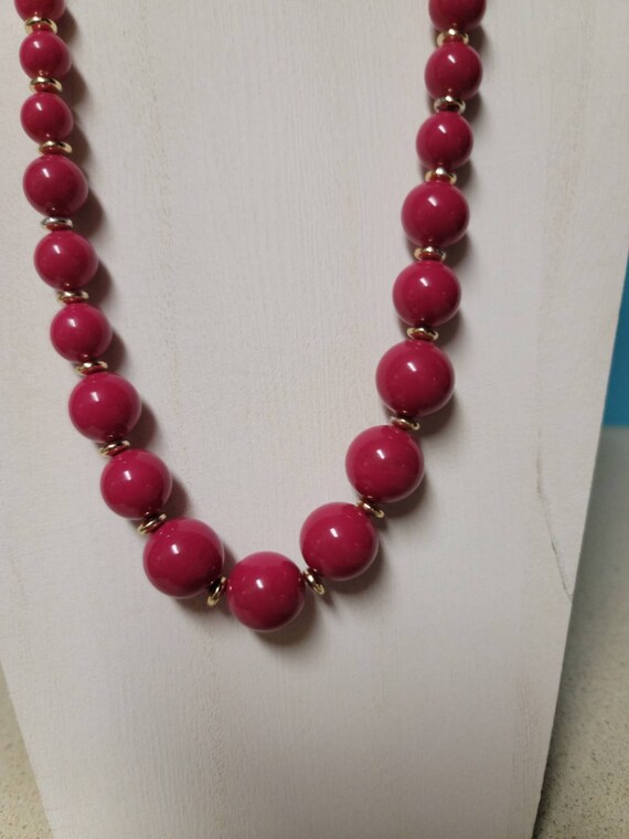 Genuine Lucite red beaded single strand necklace Gem