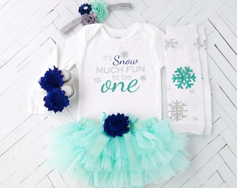 First Birthday Girl Outfit, Snowflake Birthday Outfit, Winter Theme Birthday, Cake Smash, Birthday Photo Prop, It's Snow Much Fun to be ONE