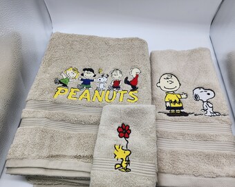 Peanuts - Charlie Brown Embroidered Towels - Pick Size of Set and Color of Towels - Bath Sheet, Bath Towel, Hand Towel & Washcloth