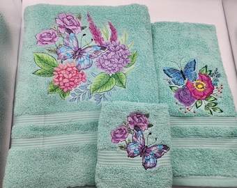 Butterfly and Flowers * Pick Your Size of Set and Towel Color * Bath Sheet, Bath Towel, Hand Towel & Washcloth