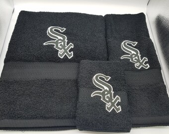 White Sox on Black - 3 Piece Embroidered Towel Set - Bath Towel, Hand Towel and Washcloth