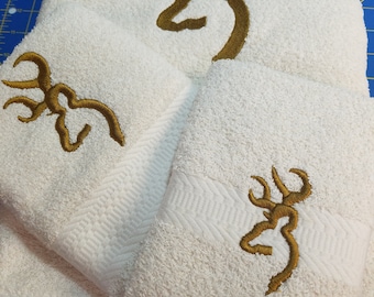 In Stock - Ready To Ship - Browning Deer on Ivory  - 3 Piece Embroidered Towel Set - Bath Towel, Hand Towel and Washcloth - Free Shipping