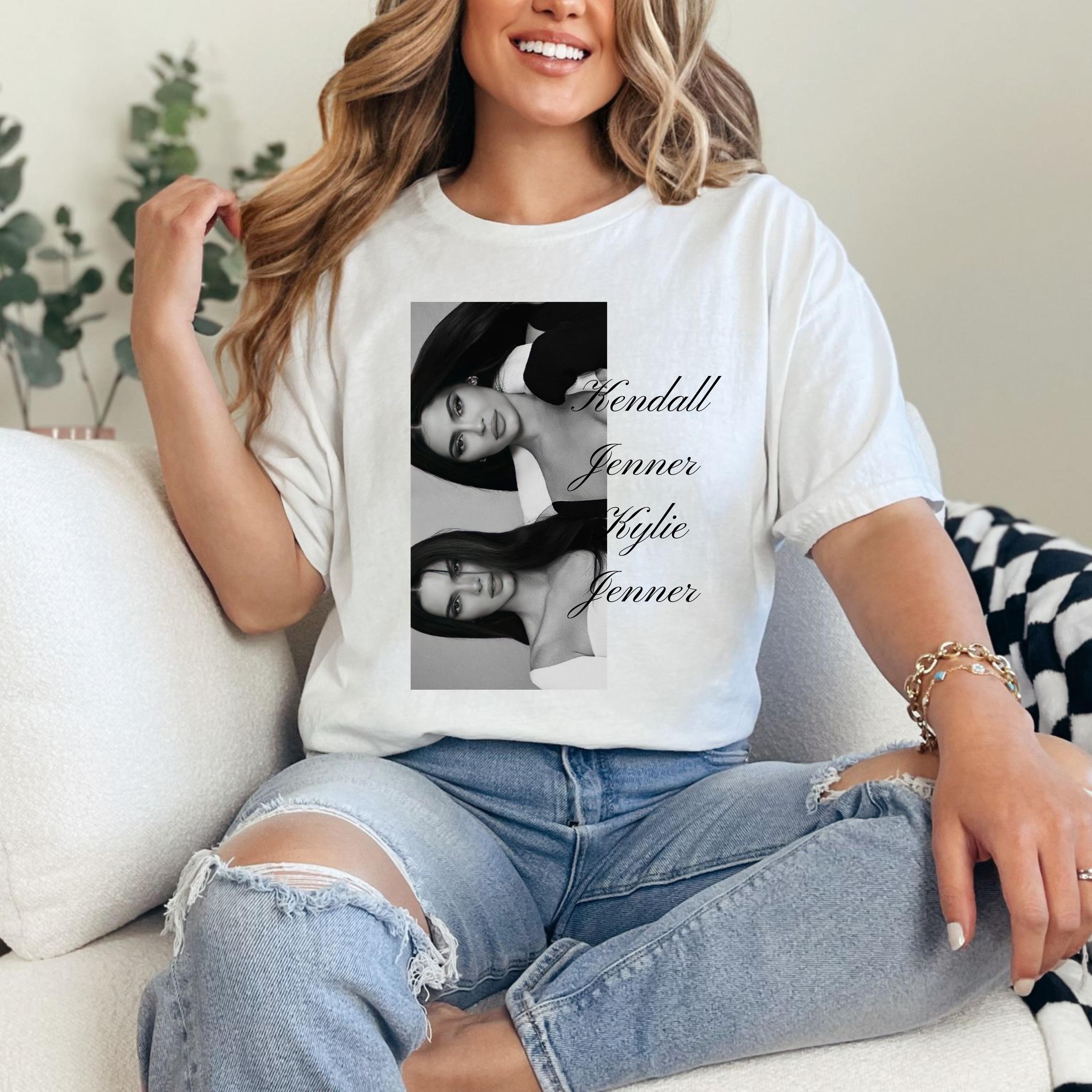 [レア] The Kylie Jenner Shop Tシャツ[セール！！] Kylie jenner/official tee ブラック | BINGOSTAR ・ ビン