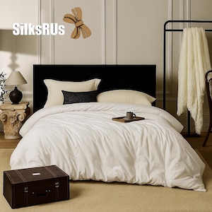 100% Mulberry Silk Duvet All Season – Lightweight, Hypoallergenic & Temperature Regulating – Removable Washable Cover –  Luxury Bedding Gift