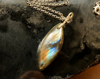 Rainbow Labradorite Pendant Necklace, Crystal Gift, Gift for Him or Her