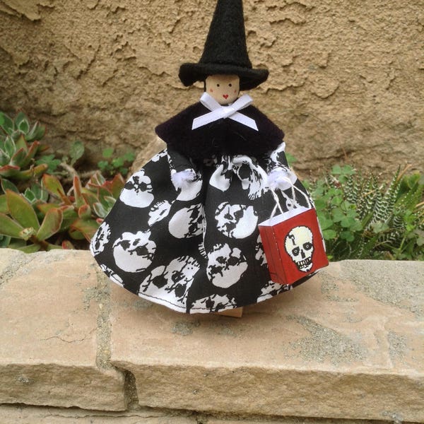 Halloween clothespin doll, black dress with skull pattern, trick-or-treat bag - ready to ship!