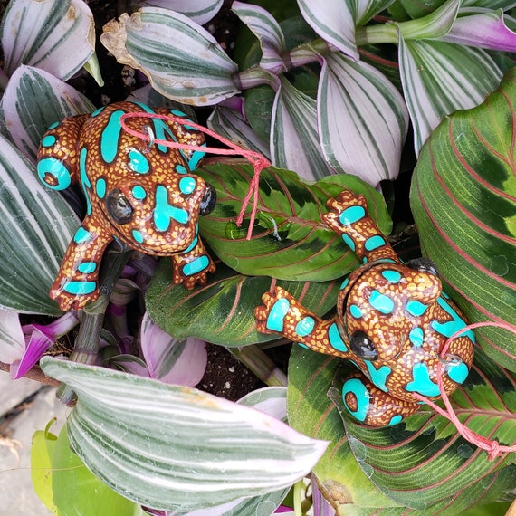 Highland Bronze Poison Dart Frog Ornament - Etsy