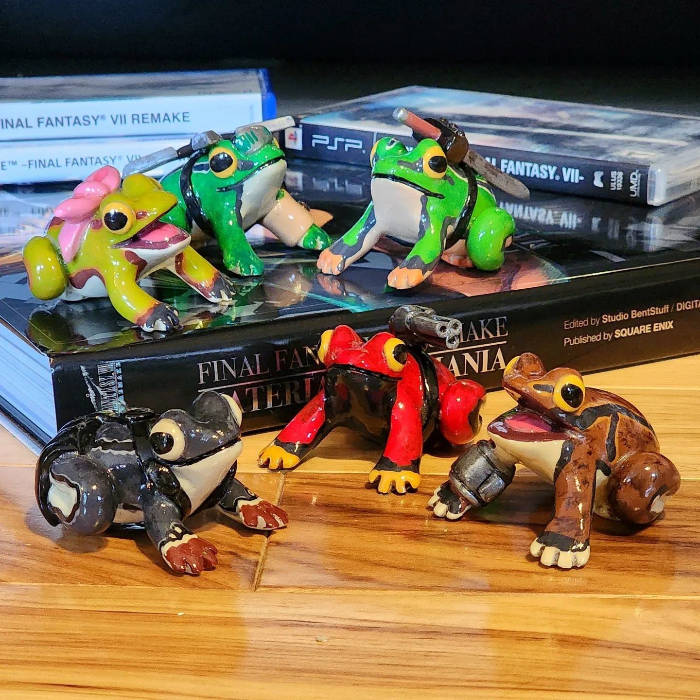 FINAL FANTASY VII TOAD クロムフィギュア Final Fantasy VII Toad Status Figure - Etsy