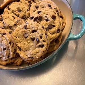 Chocolate Chip Cookies (Dozen)