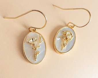 Mother's Day Gift for Mom Birth Flower Earrings Personalized Birth Month Jewelry Meaningful Floral Earrings for Mom from Daughter