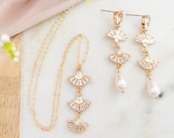 Boho Bridal Jewelry Set Gold Wedding Jewelry Set Art Deco Necklace and Earrings Bridal Necklace Set with Pearls Statement Jewelry for Bride