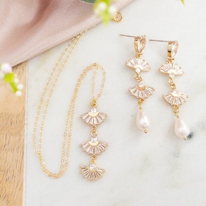 Boho Bridal Jewelry Set Gold Wedding Jewelry Set Art Deco Necklace and Earrings Bridal Necklace Set with Pearls Statement Jewelry for Bride
