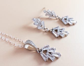 Silver Wedding Jewelry Set Bridal Jewelry Set Art Deco Earrings and Necklace Set Dainty Crystal Necklace for Bride Wedding Shower Gift Idea