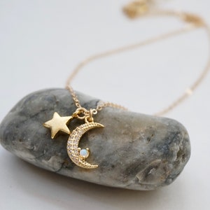 Moon Opal Necklace - Moon and Star Necklace, Dainty Opal Necklace, Minimal Celestial Necklace, Minimalist Necklace Gold Jewelry Gift for Her