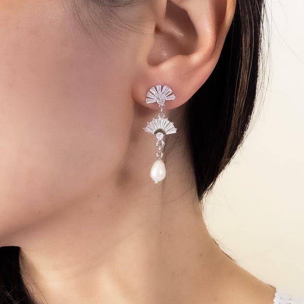 Silver Art Deco Pearl Earrings Small Pearl Drop Earrings Art Deco Fan Post Earrings for Wedding Retro Bridal Shower Jewelry Gift for Bride