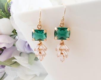 Dainty Art Deco Earrings Emerald Green Gold Jewelry for Wedding Special Occasion Earrings Crystal Drop Earrings Small Bridesmaids Gift Idea