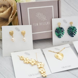 Jewelry Subscription Box, Monthly Jewelry Gift Box, Surprise Mystery Gift Box, Jewelry Every Month, Mystery Jewelry Box