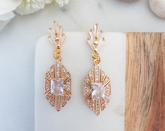 Retro Style Bridal Earrings Gold Art Deco Earrings Vintage Style Crystal Dangle Earrings Geometric Special Occasion Earrings Gatsby Gala