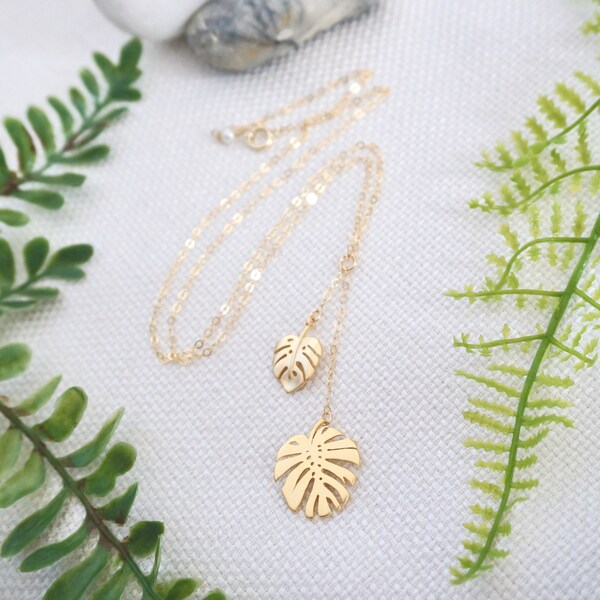 Gold Monstera Charm Necklace - Monstera Leaf Necklace, Leaf Charm Necklace, Dainty Necklace, Nature Inspired Jewelry