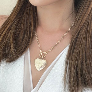 Heart Locket Necklace Toggle Necklace Gold Necklace Chunky Heart Pendant Necklace Thick Chain Necklace Photo Locket Jewelry for Mom Gift