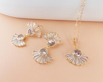 Art Deco Fan Jewelry Set Crystal Formal Necklace and Earrings Set Gold Bridal Earrings for Glam Wedding Elegant Bridal Shower Gift Set