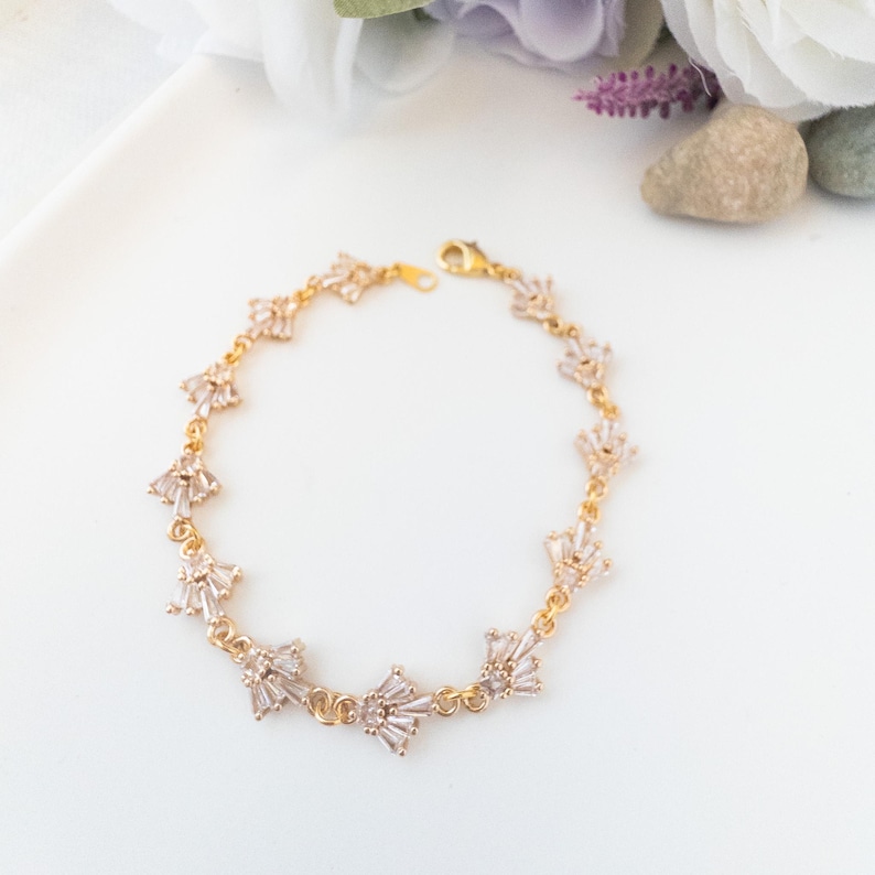 Vintage Inspired Bridal Bracelet