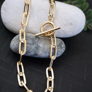 Thick Link Necklace, Paperclip Chain Necklace, Chunky Necklace, Layering Necklace, Toggle Necklace- The Avery Necklace bild 5