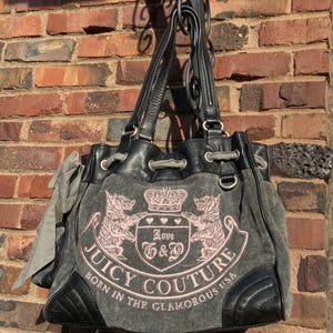 【新品】Juicy couture ポーチ ジューシークチュール y2k バッグ Juicy Couture Bag Y2K With Some Charms (Read Details) | eBay