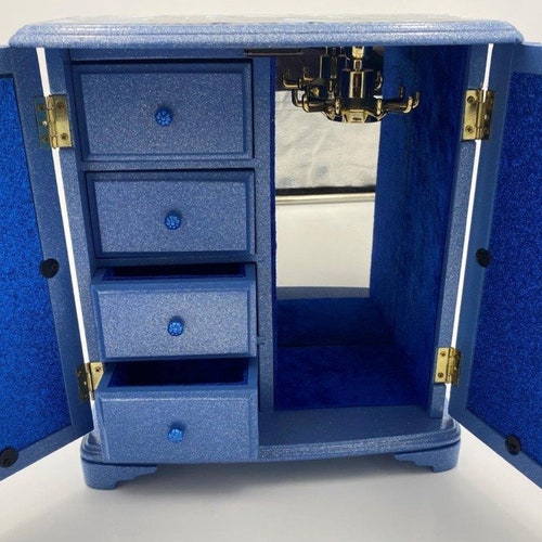 Disney's Frozen Anna and Elsa Upcycled shops Jewelry & Trinket Box