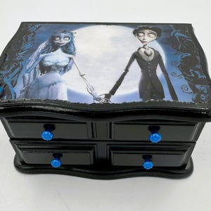 The Corpse Bride Upcycled Schmuckschatulle