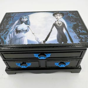 The Corpse Bride Upcycled Schmuckschatulle